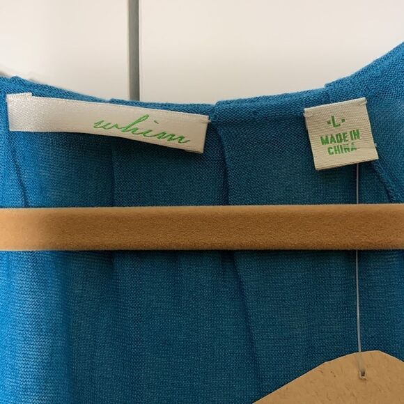 Whim Large Deep cut blouse. New with tags but see description - Picture 3 of 10